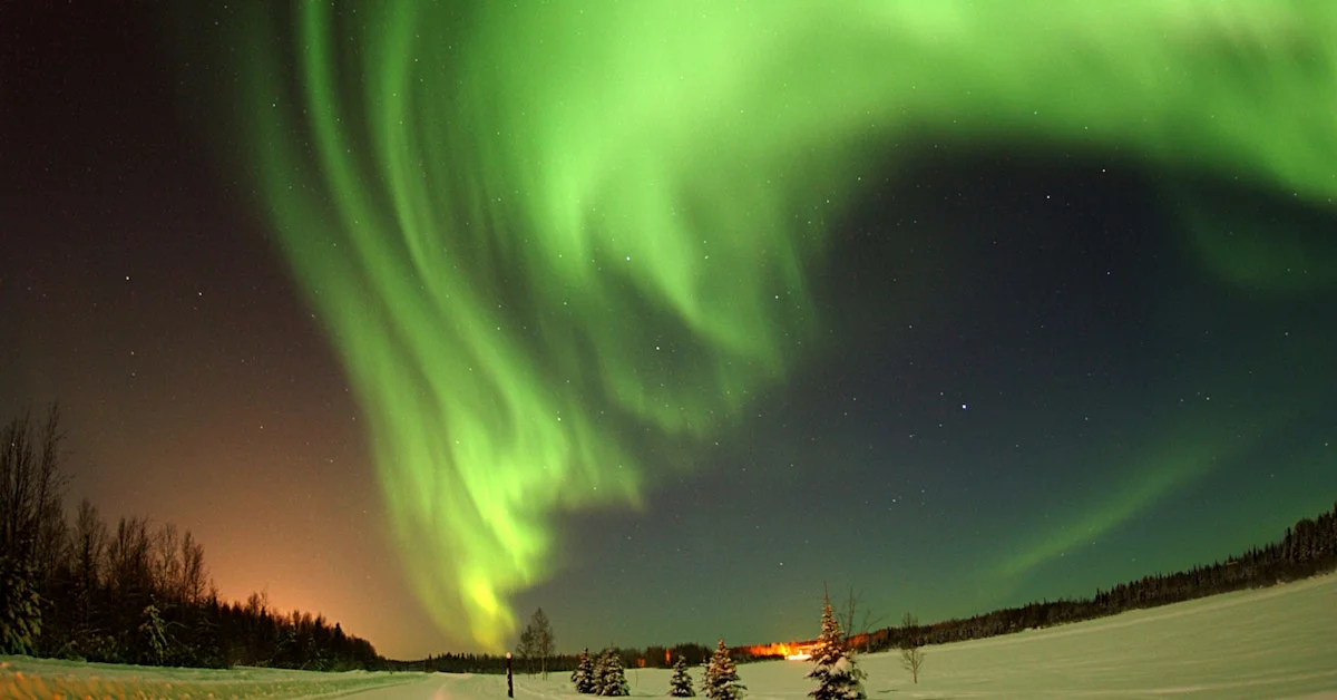 best time to cruise alaska