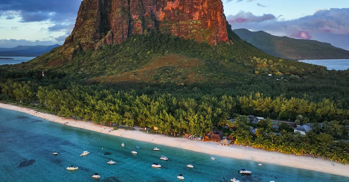 best time to visit mauritius