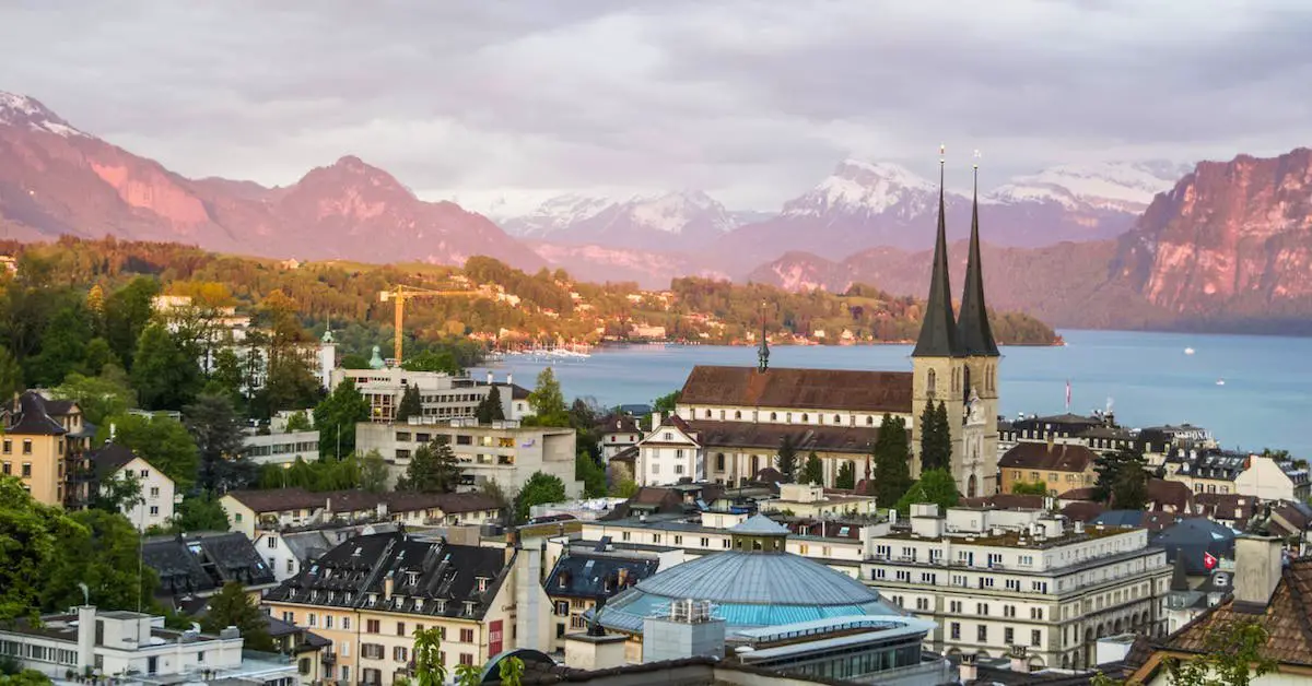 Best time to visit Switzerland