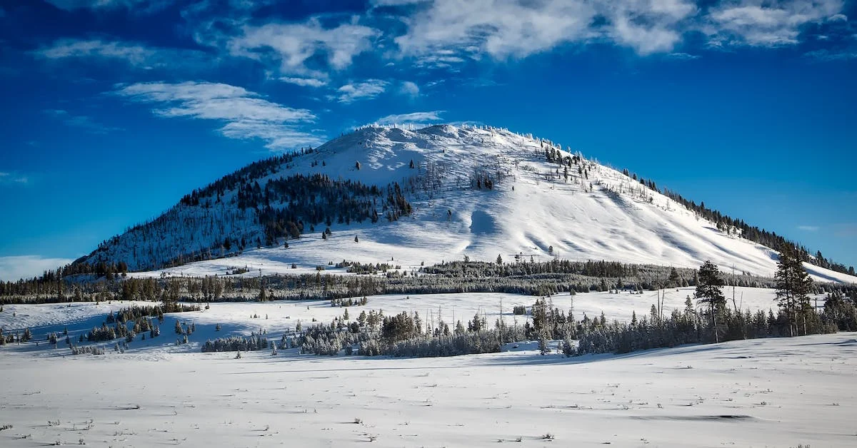 best time to visit Yellowstone